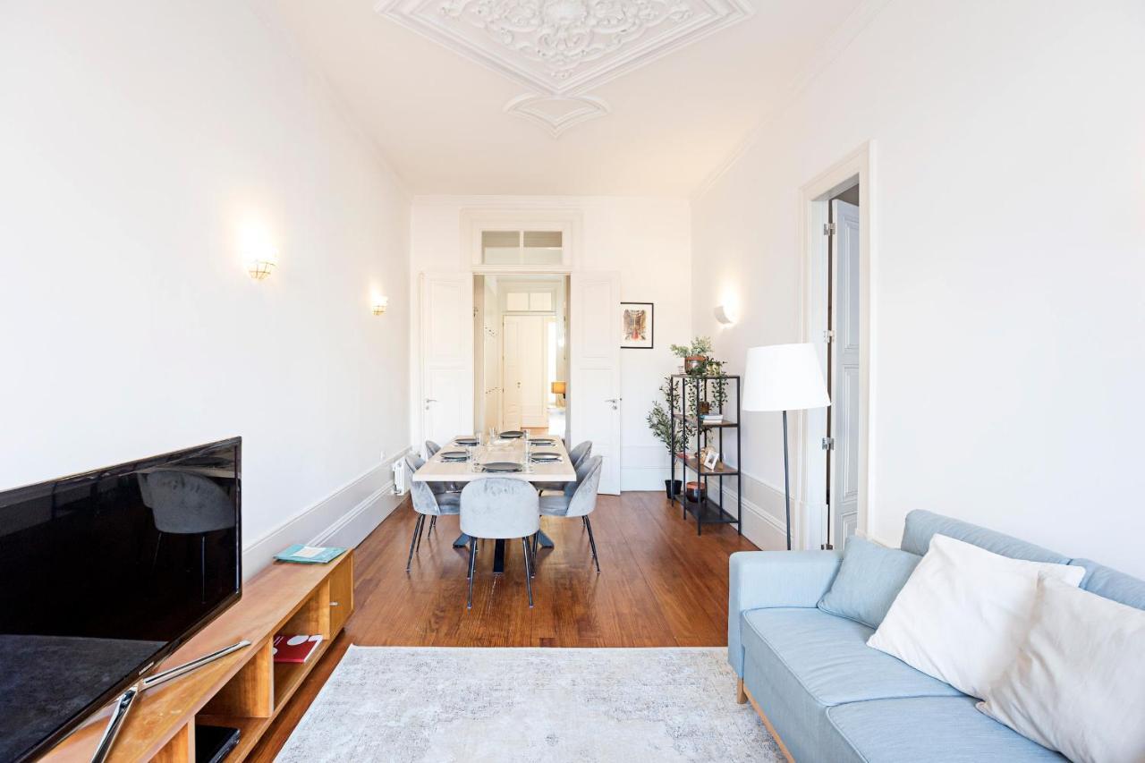 Lovelystay - Aurora Heights Apartment Porto Bagian luar foto