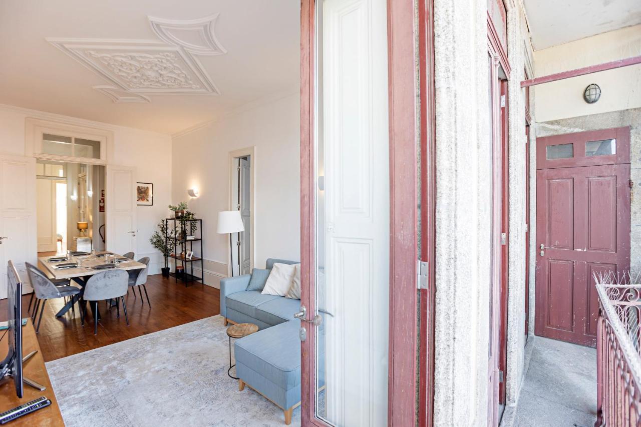 Lovelystay - Aurora Heights Apartment Porto Bagian luar foto