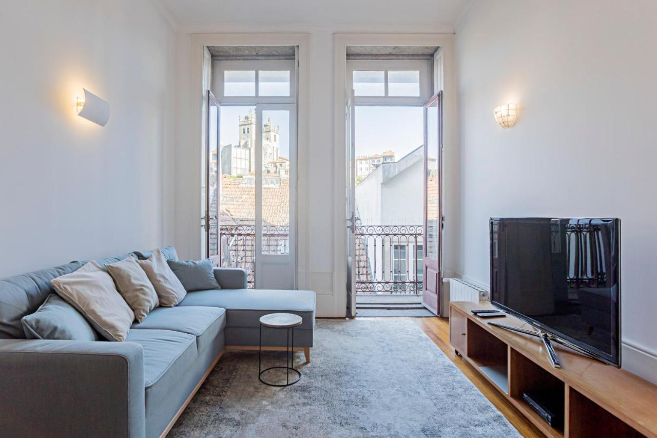 Lovelystay - Aurora Heights Apartment Porto Bagian luar foto